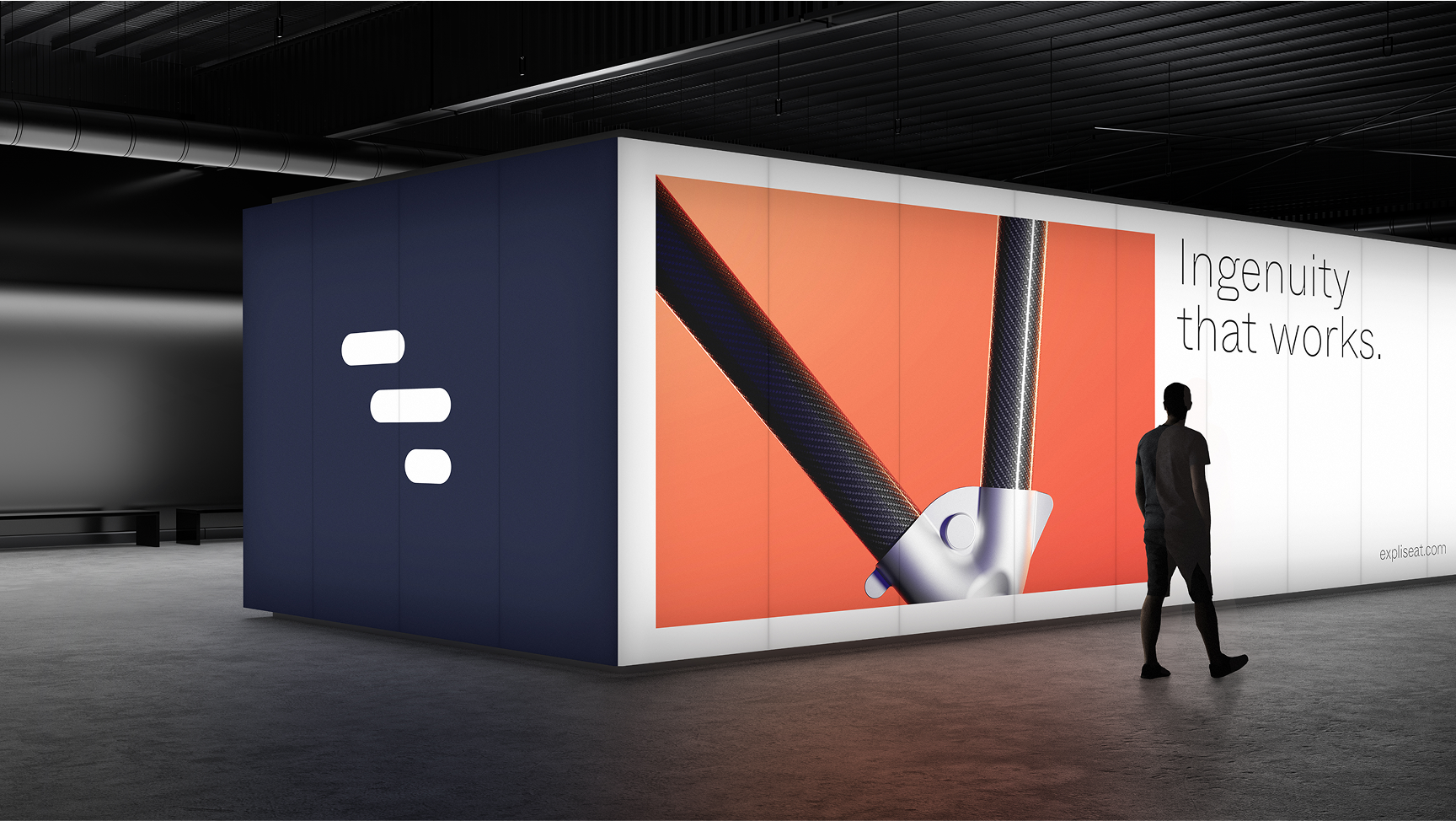 Large-scale outdoor advertising mockup with Expliseat visuals.